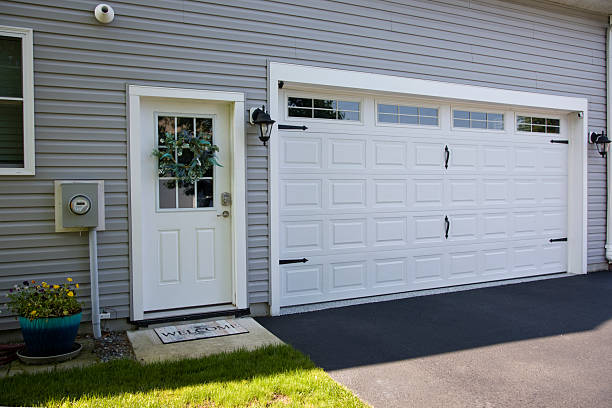 24/7 Emergency Garage Door Panel Replacement experts in Penndel, PA